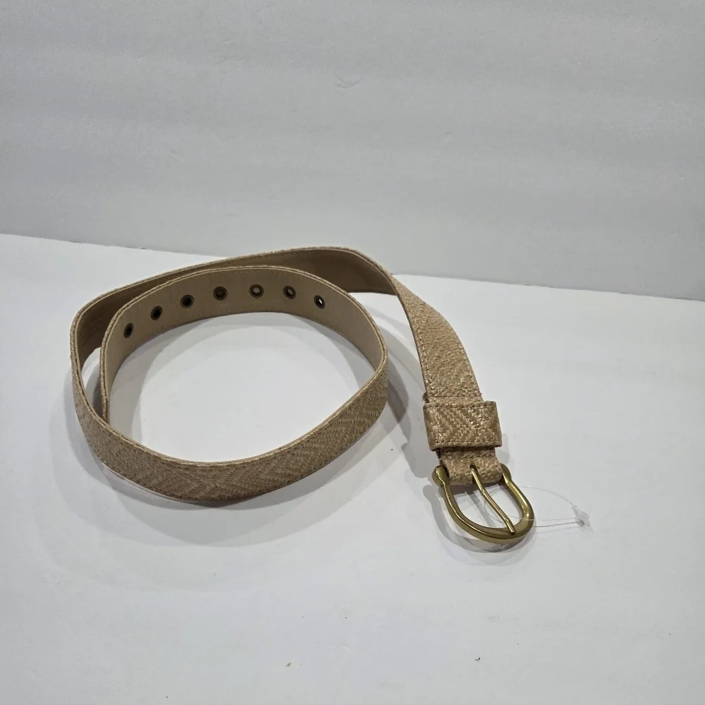 Universal Tread Olefin Woven  Elegant Tan Belt with Gold Buckle Size M